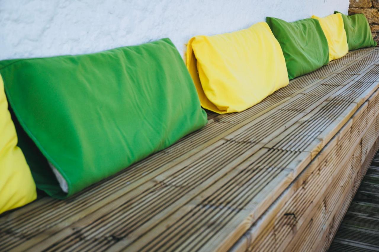 Oasis Backpackers Hostel Sintra Surf Colares Exterior foto